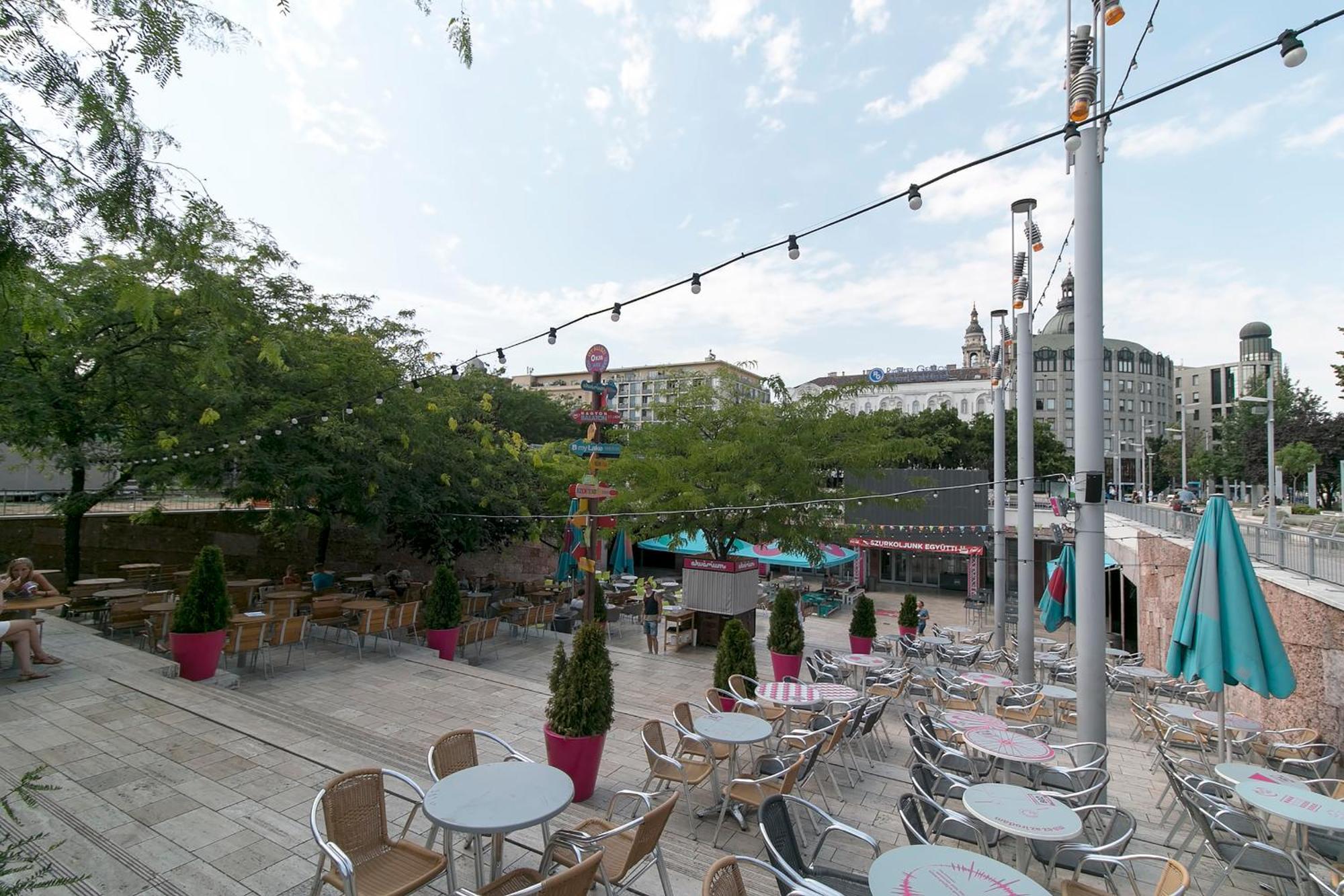 Little Americas Westend Residence Apartments 부다페스트 외부 사진